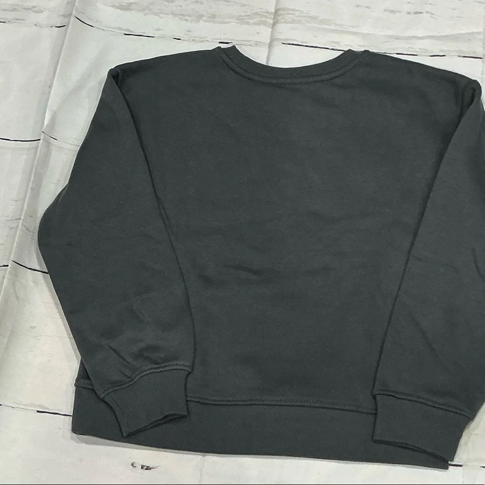 Hogwarts Black and Pink Crewneck Sweater - Picture 4 of 4